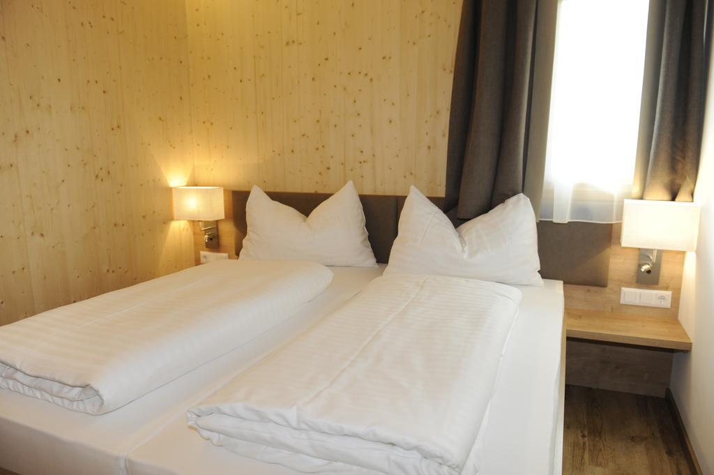 Premium Appartements Sonnenbahn Санкт-Міхель-ім-Лунгау Екстер'єр фото